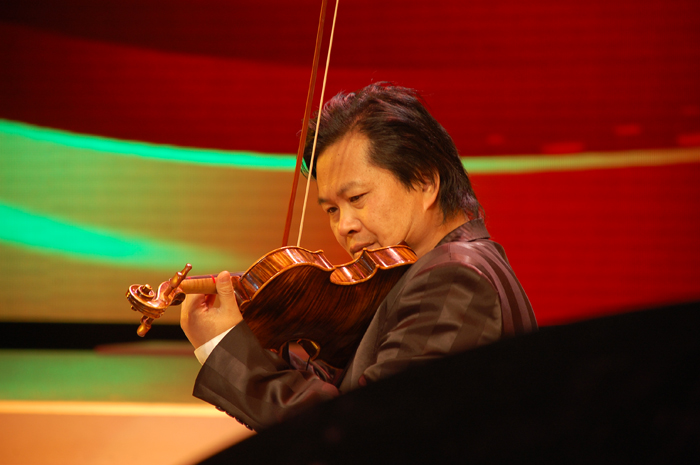 施亚东.jpg