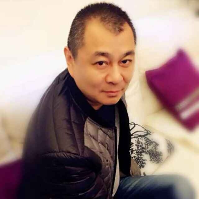 王东-1.jpg